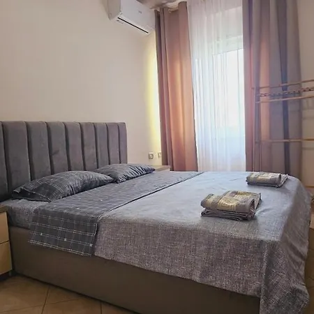 Apartment New Bazaar Side Bliss 2 Bed Apt With Free Garage Tirana